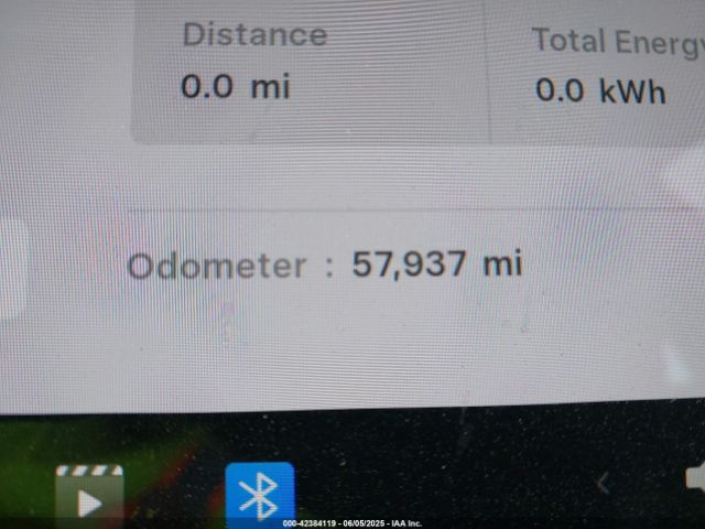 5YJ3E1EBXJF072776 Tesla MODEL 3