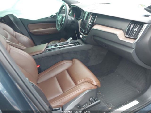 2022 VOLVO XC60 YV4L12DL2N1905235 Photo 4