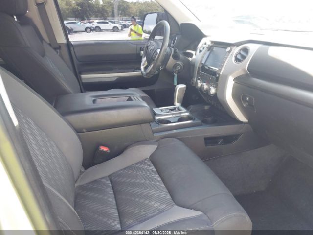 2021 TOYOTA TUNDRA 5TFDY5F17MX047532 Photo 4