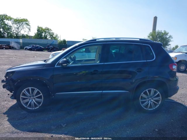 WVGBV3AX9EW527770 Volkswagen Tiguan