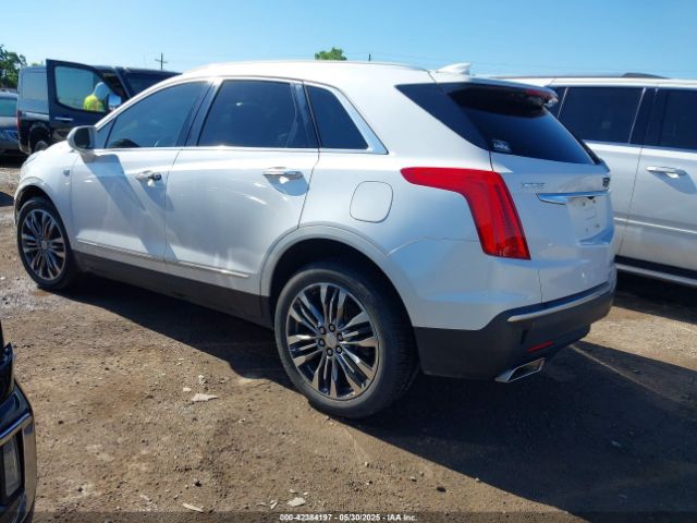 2017 CADILLAC XT5 1GYKNCRS4HZ218136 Photo 2