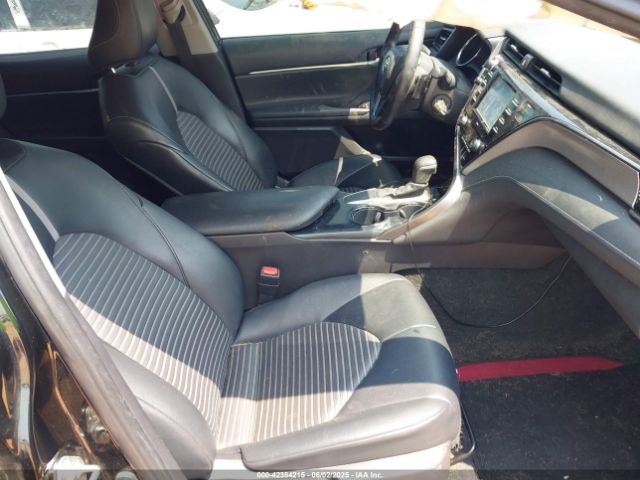 2020 TOYOTA CAMRY 4T1G11AK6LU328856 Photo 4