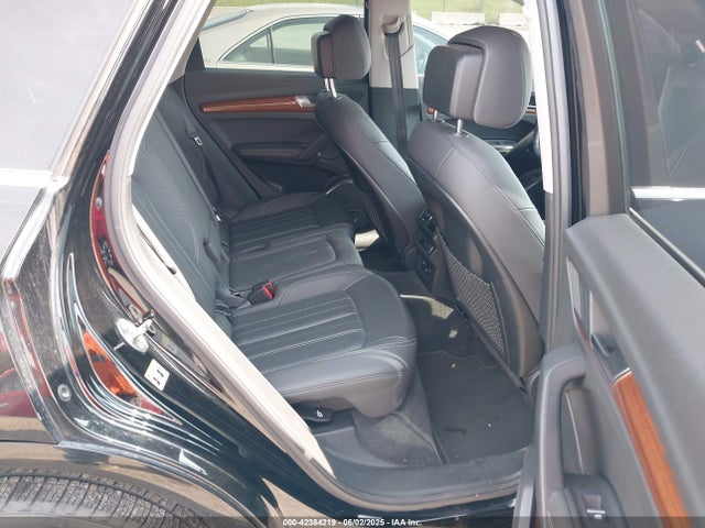 WA1BAAFY6M2127820 Audi Q5