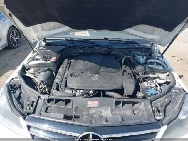 WDDGF8AB0EA949700 Mercedes-Benz C 300 Luxury 4matic/sport 4matic