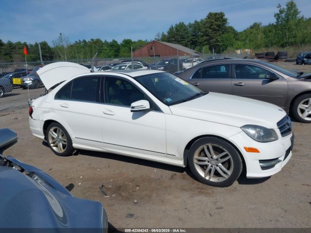 WDDGF8AB0EA949700 Mercedes-Benz C 300 Luxury 4matic/sport 4matic