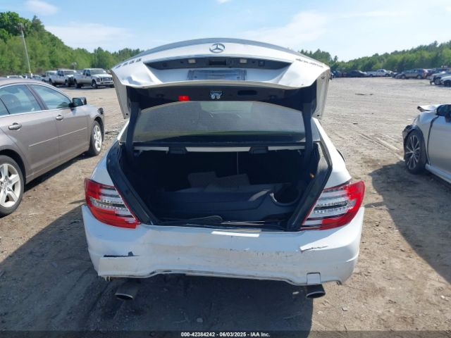 WDDGF8AB0EA949700 Mercedes-Benz C 300 Luxury 4matic/sport 4matic