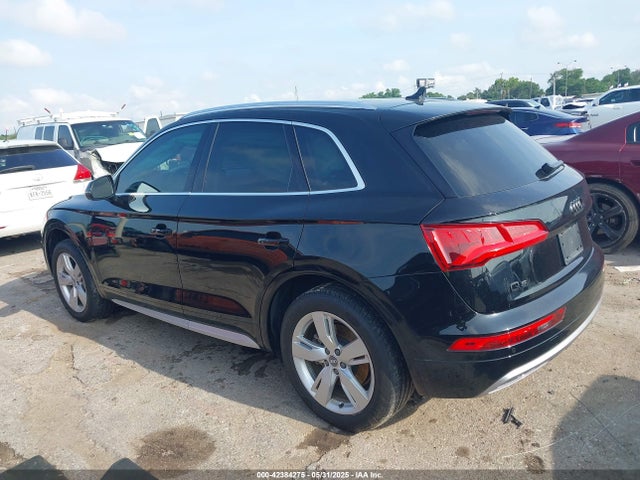 2019 AUDI Q5 WA1BNAFY2K2087222 Photo 2