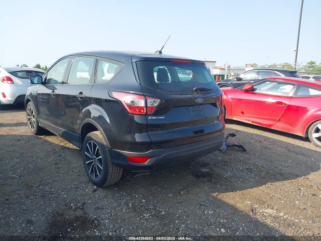 Ford ESCAPE S 2017 1FMCU0F75HUD60239 Image 3