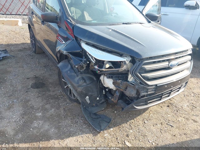 Ford ESCAPE S 2017 1FMCU0F75HUD60239 Image 6