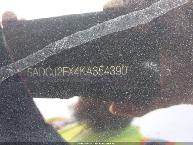 2019 JAGUAR F-PACE SADCJ2FX4KA354390 Photo 8