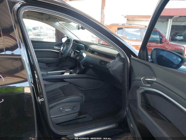 2024 AUDI Q8 E-TRON WA16ABGE3RB005015 Photo 4