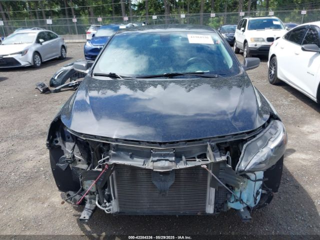 1G1ZC5ST4LF115374 Chevrolet Malibu Fwd 1fl