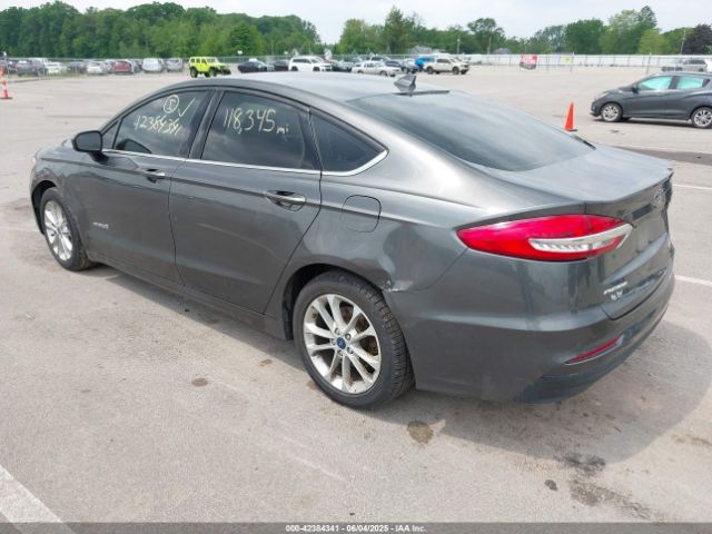 2019 FORD FUSION HYBRID 3FA6P0LU1KR143939 Photo 2
