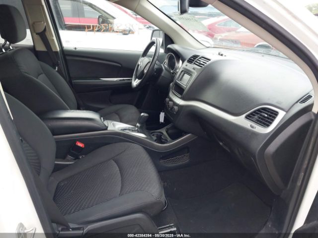 3C4PDCAB7JT447675 Dodge JOURNEY SE