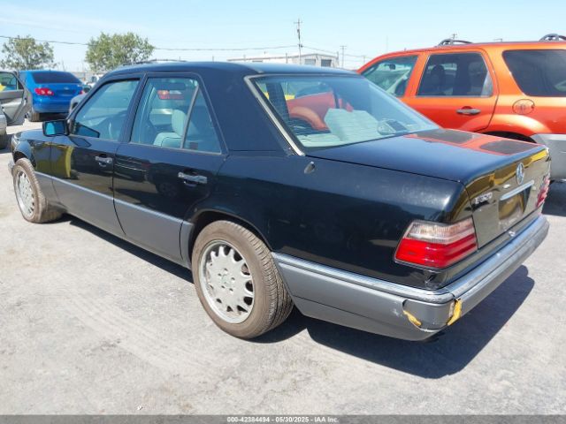 1994 MERCEDES-BENZ E WDBEA32E3RC048390 Photo 2