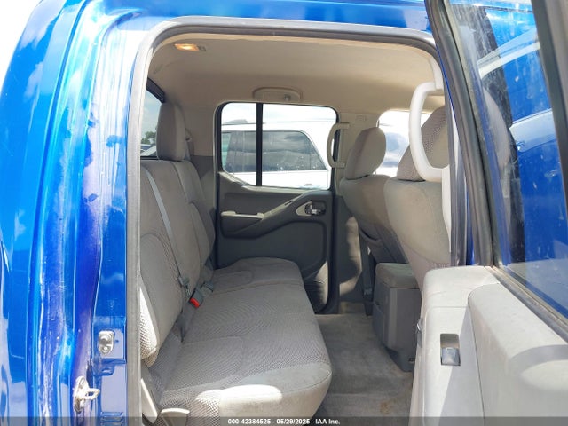 1N6AD0ER5FN747554 Nissan 2015