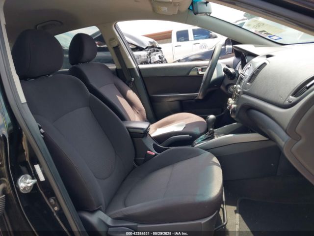2013 KIA FORTE KNAFU4A21D5669213 Photo 4