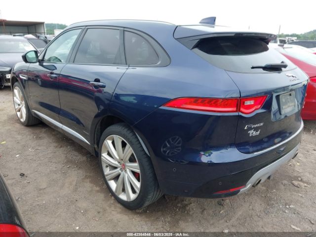 2018 JAGUAR F-PACE SADCM2FV1JA202670 Photo 2