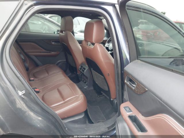 2018 JAGUAR F-PACE SADCM2FV1JA202670 Photo 7