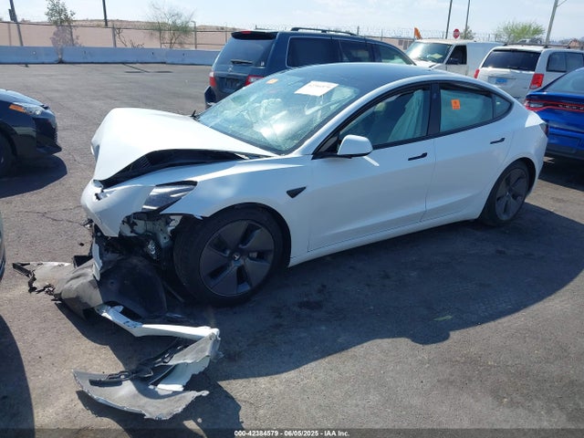 2022 TESLA MODEL 3 5YJ3E1EB8NF318584 Photo 1