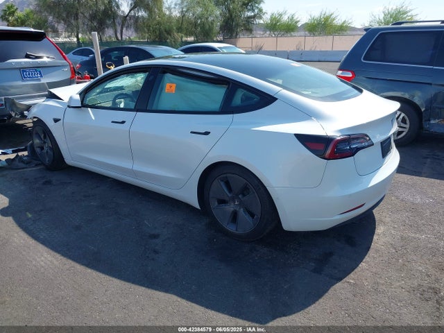 2022 TESLA MODEL 3 5YJ3E1EB8NF318584 Photo 2