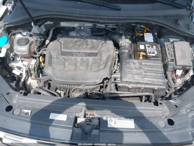 3VV1B7AX5JM097778 Volkswagen Tiguan 2.0t S