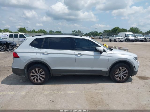 3VV1B7AX5JM097778 Volkswagen Tiguan 2.0t S