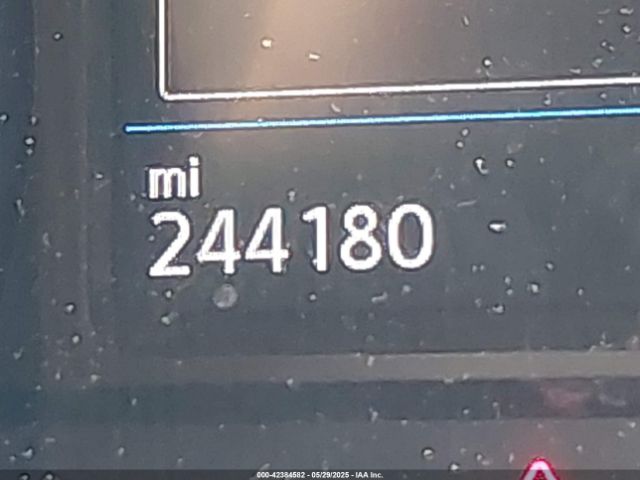 3VV1B7AX5JM097778 Volkswagen Tiguan 2.0t S