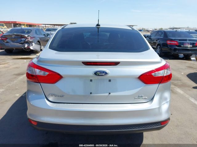1FADP3F23EL305690 Ford 2014