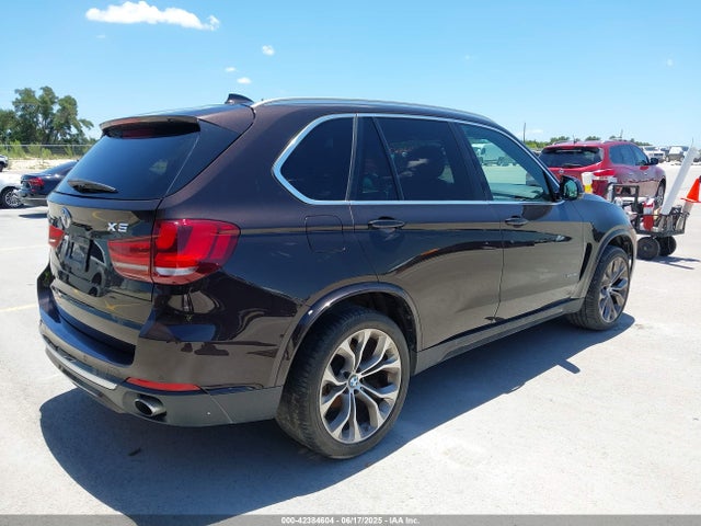 2017 BMW X5 5UXKR2C38H0U22088 Photo 3