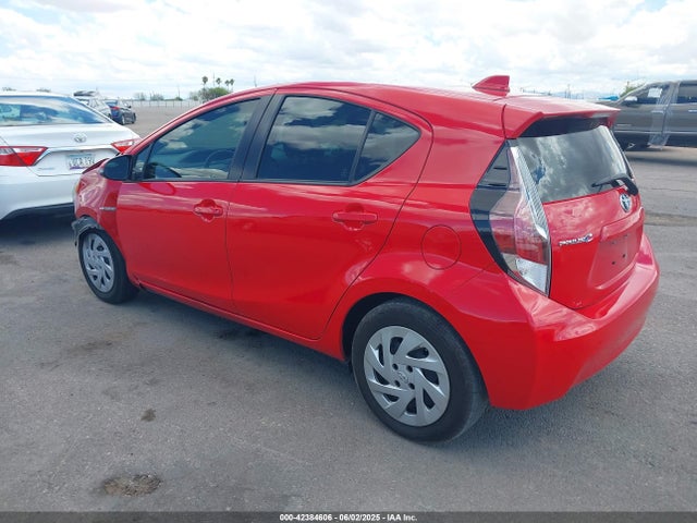 JTDKDTB30G1128099 Toyota Prius C Two