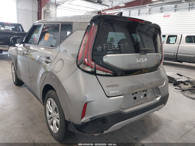 KNDJ23AU1P7188465 KIA mpi nu