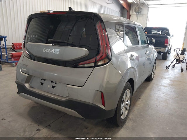 KNDJ23AU1P7188465 KIA mpi nu