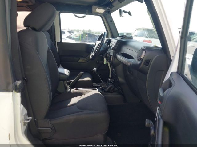 2015 JEEP WRANGLER 1C4AJWAG0FL562536 Photo 4