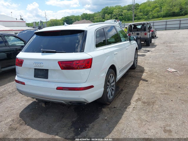 2019 AUDI Q7 WA1AAAF75KD002473 Photo 3