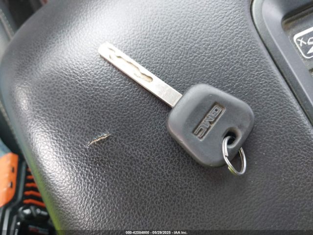 3GTU2NEC4GG347090 GMC Sierra 1500 Slt