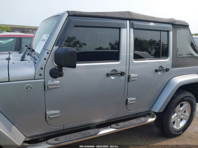 1C4BJWDG0FL703220 Jeep Wrangler Unlimited Sport