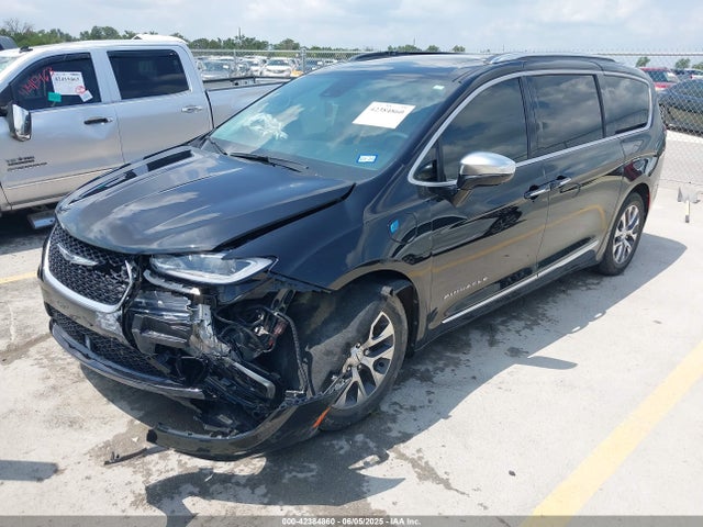 Chrysler 2023 2023 2C4RC1N75PR519331 Image 2