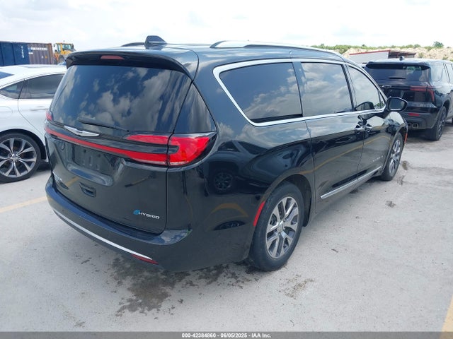 Chrysler 2023 2023 2C4RC1N75PR519331 Image 4