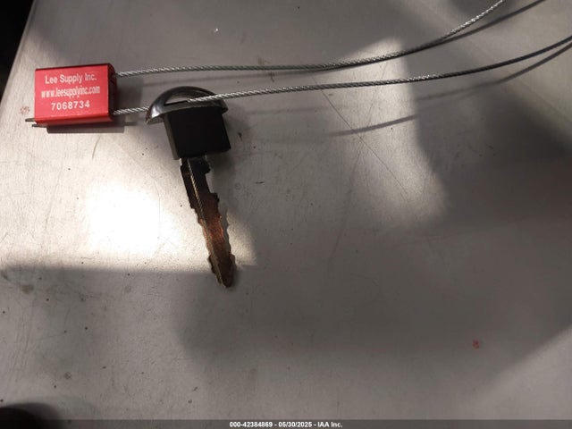JM1BM1V72G1352039 Mazda pe