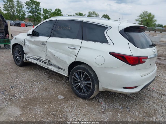 5N1AL0MM2GC512940 Infiniti 2016
