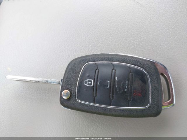 5NPE24AF5GH357083 Hyundai SONATA SE