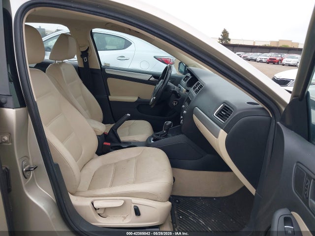 3VWD17AJ0EM247843 Volkswagen Jetta 1.8t Se