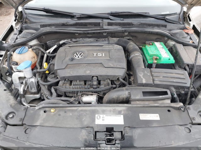 3VWD17AJ0EM247843 Volkswagen Jetta 1.8t Se
