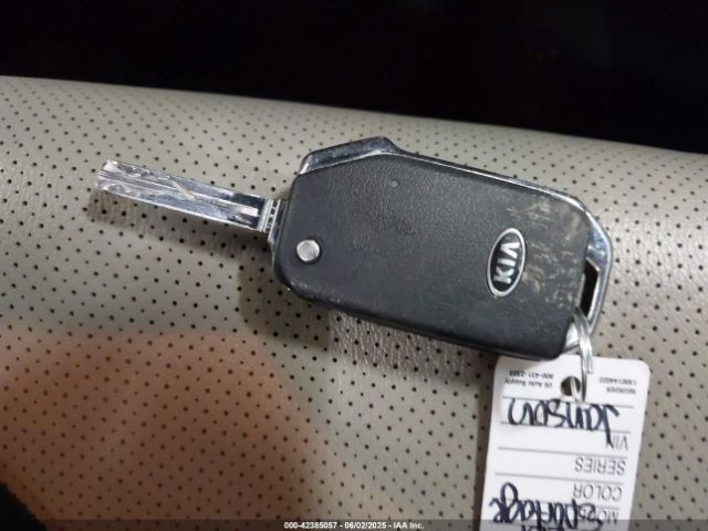 KNDP6CACXM7844163 KIA SPORTAGE S