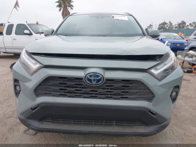 4T3B6RFV8NU102695 Toyota Rav4 Xle Premium