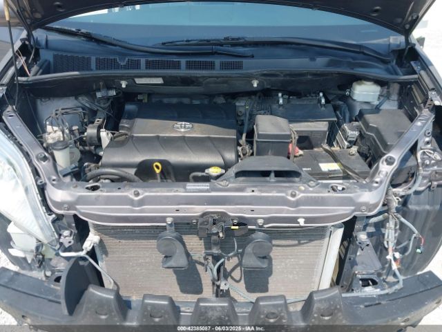 2011 TOYOTA SIENNA 5TDDK3DC7BS002538 Photo 9