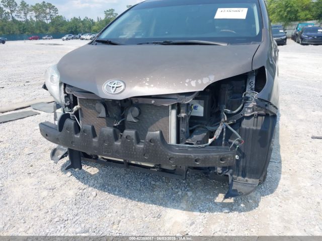 2011 TOYOTA SIENNA 5TDDK3DC7BS002538 Photo 5