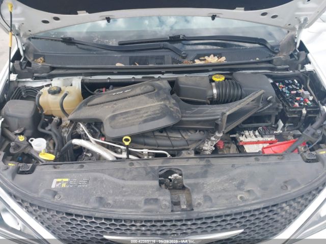 2017 CHRYSLER PACIFICA 2C4RC1GG3HR751909 Photo 9
