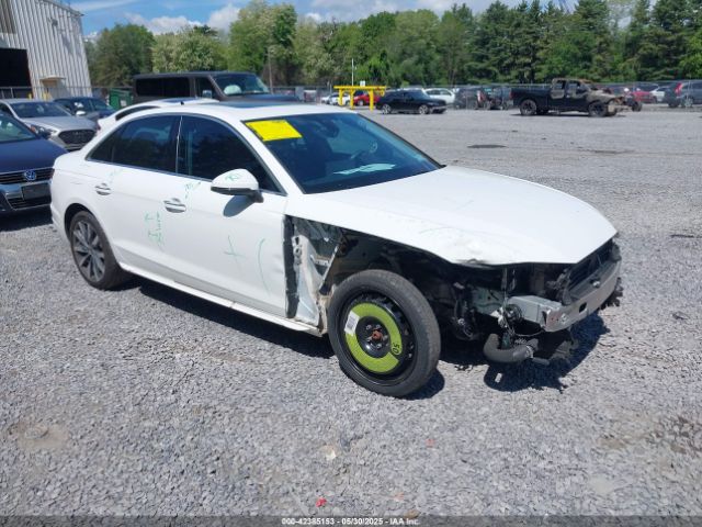 2021 AUDI A4 WAUBBAF46MN008077